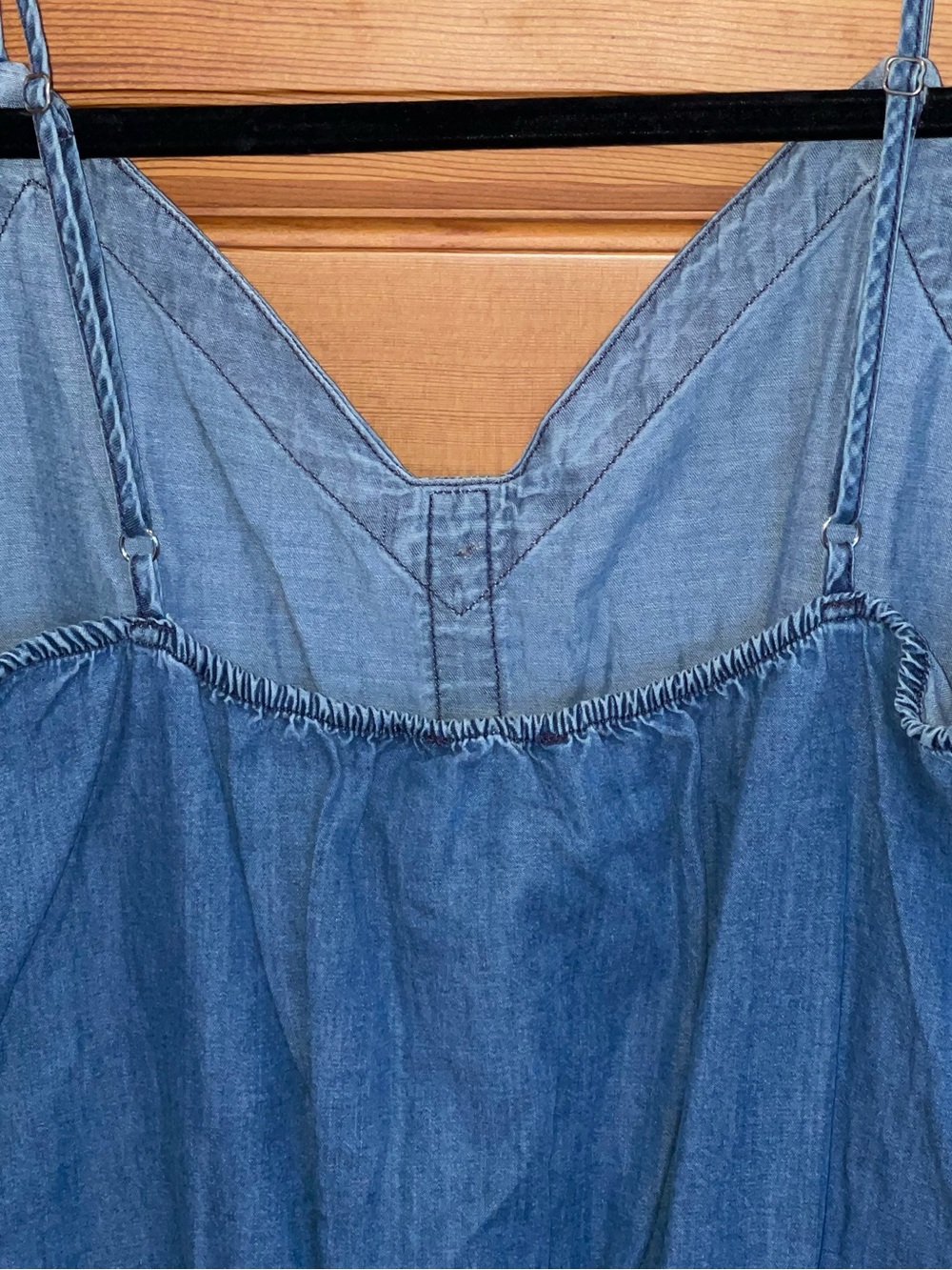Express Light Blue Button-Front Knot Cami - EUC - Medium - Picture 4 of 7